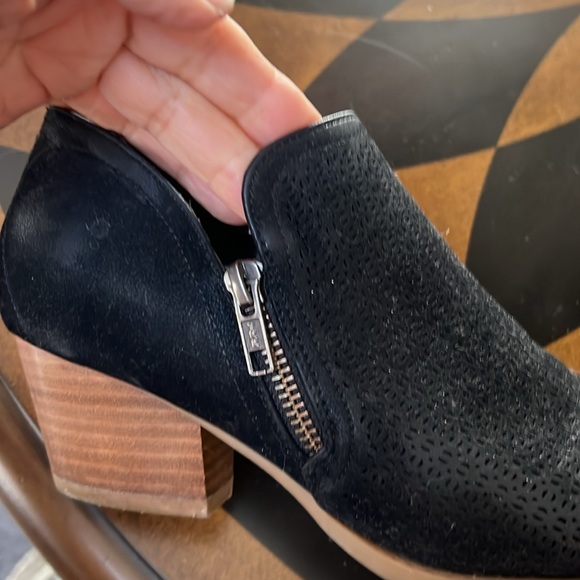 Bare traps Booties - Picture 6 of 6